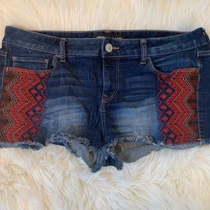 EXPRESS SHORTS